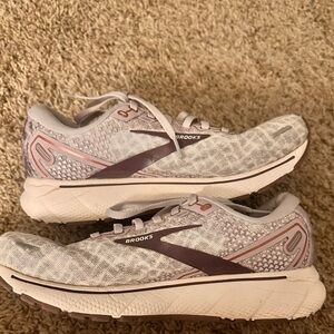 Women’s Brooks Ghost 14 Shoes